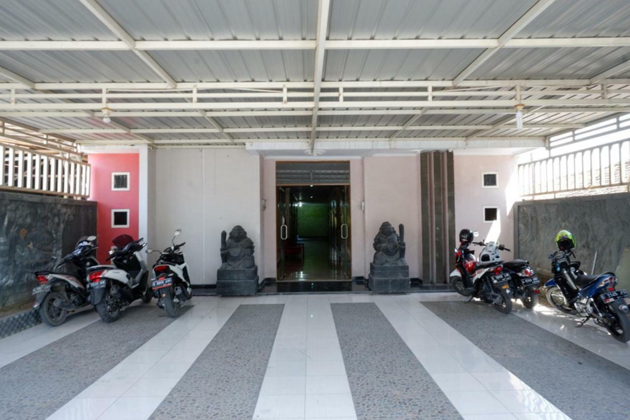 Reddoorz Near Gor Wisanggeni Hotel Tegal  Bagian luar foto