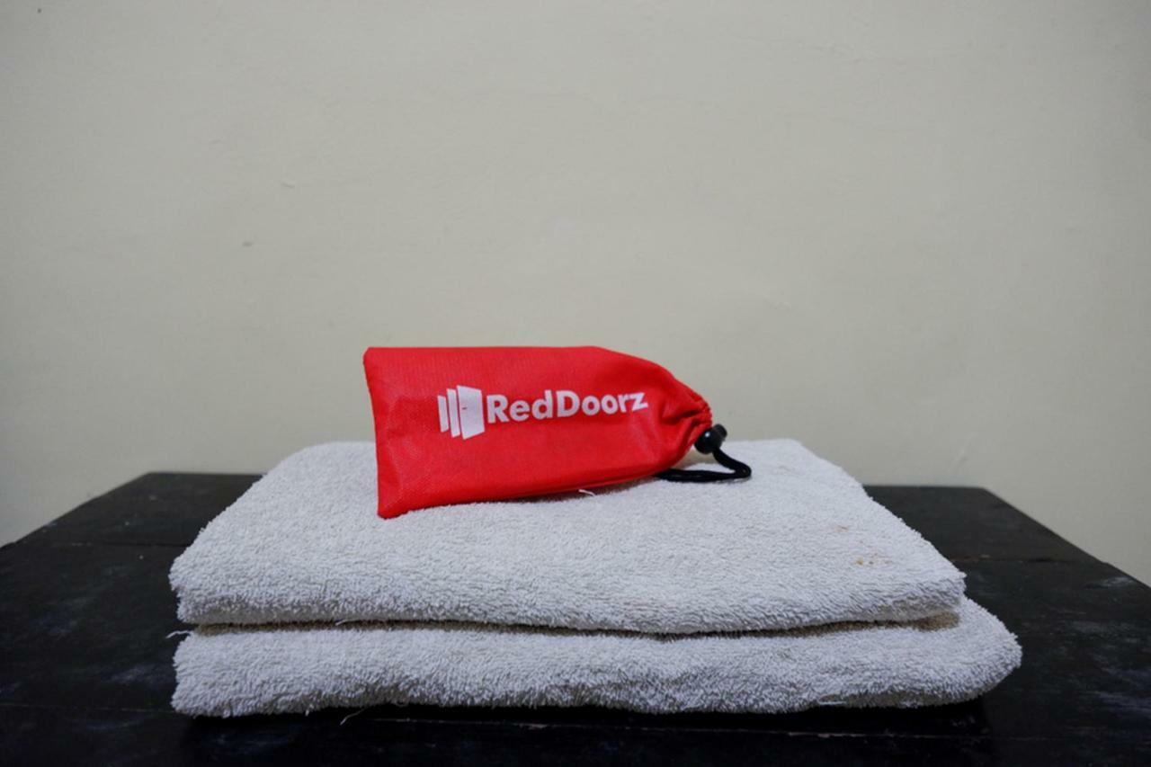 Reddoorz Near Gor Wisanggeni Hotel Tegal  Bagian luar foto